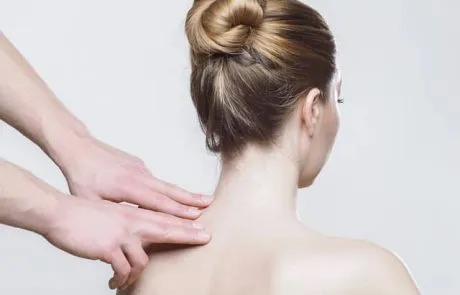 איך מטפלים בכאבי גב